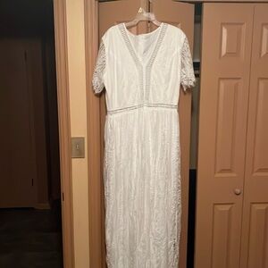 Long short sleeve lace white dress